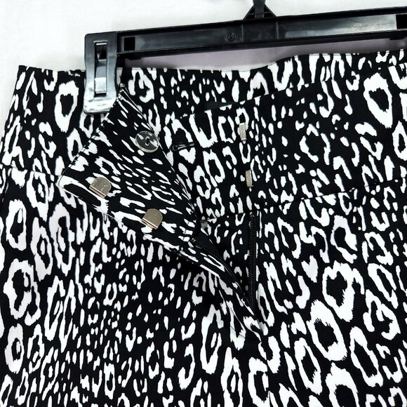 Guess By Marciano Pants Size 4 Animal Cheetah Print Zip Ankle 28" Inseam - Picture 7 of 15
